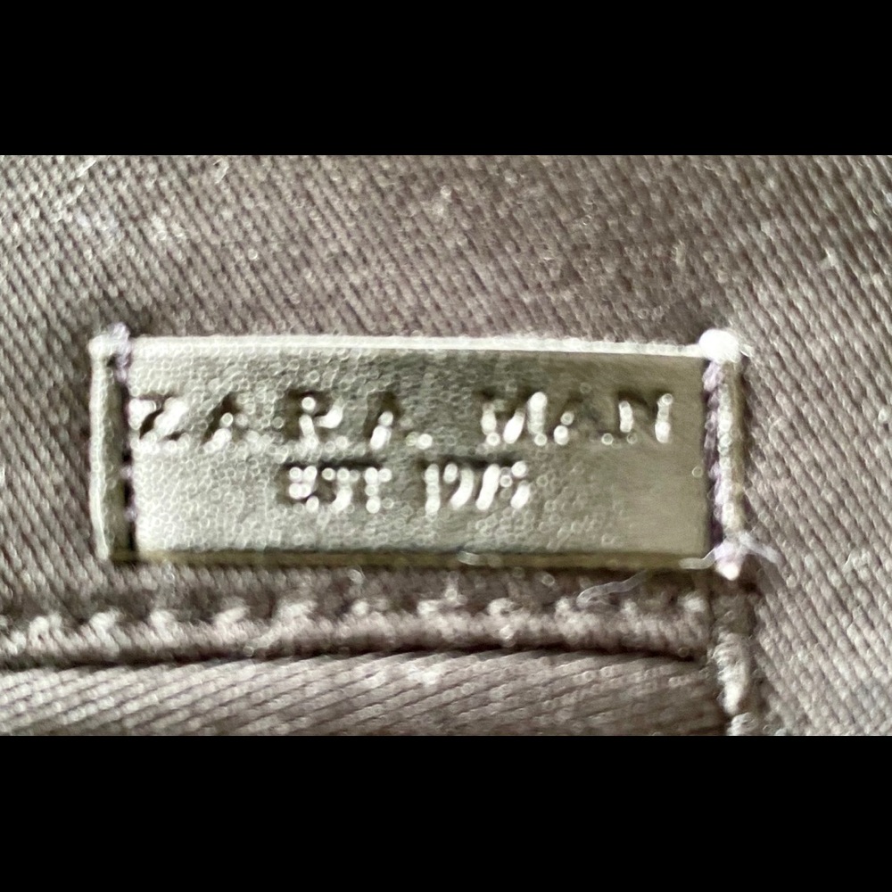 Zara - Picture 2 of 2